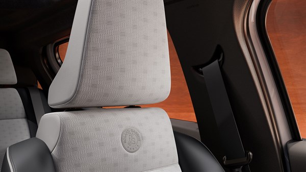 Renault 4 E-Tech électrique Roland-Garros-textile