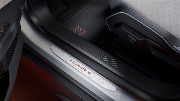 Renault 4 E-Tech électrique Roland-Garros